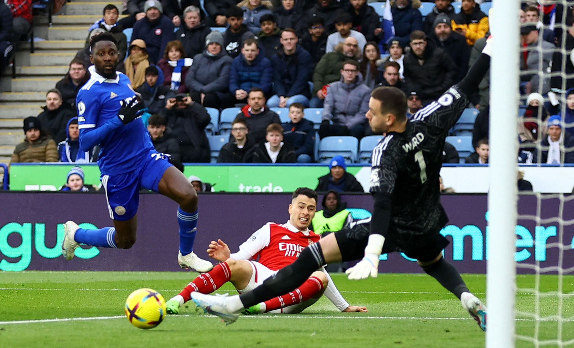 与观众之间 与观众之间